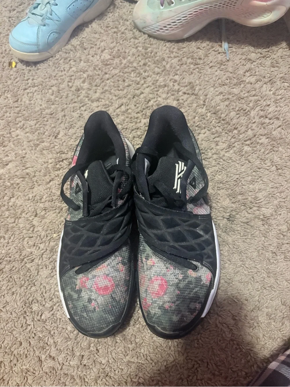 Nike Women’s Floral Knit Training Sneakers - Black/Green/Pink
